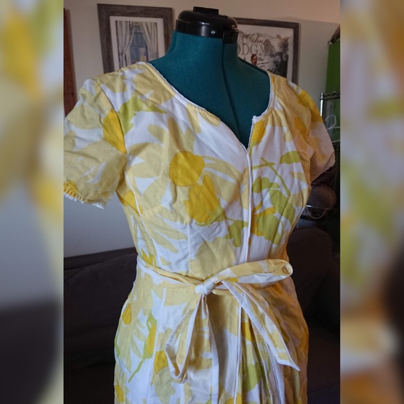 eShakti pale yellow floral piped dress - Picture 1 of 8